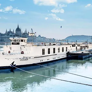 Onriver - Ms Cezanne Botel Budapeste